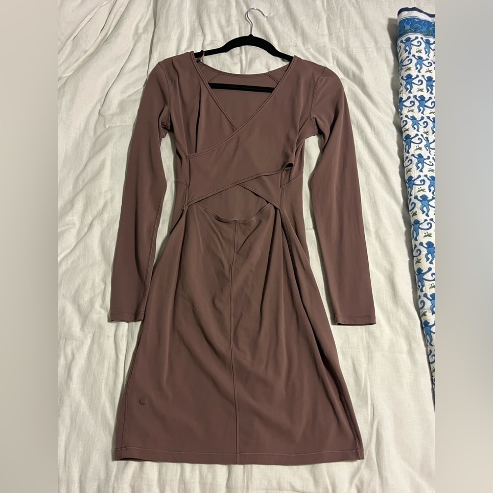 Lululemon Contour Dress Nulu Dusty Pink Antique Bark Long Sleeve Cutout Back 4 - Picture 3 of 4